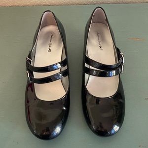 Girls black dress shoes